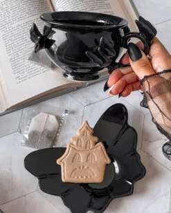 KILLSTAR Darkspell Teetasse & Unterteller -Halloween Kostüm Geschäft killstar darkspell teetasse und untersetzer killstar homeware gothic tableware gothic tischdeko gothic wohn accessoires killstar teacup and saucer 52922