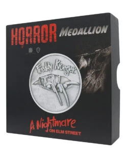 Nightmare On Elm Street Medaille Limited Edition -Halloween Kostüm Geschäft nightmare on elm street medaille limited edition nightmare on elm street medallion limited edition fredy krueger merchandise 54596 05
