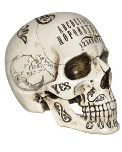 Okkulter Ouija Totenkopf 21cm -Halloween Kostüm Geschäft okkulter ouija totenkopf okkulter ouija totenschaedel gothic deco totenkopf dekoration 54002 01