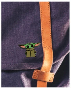 The Mandalorian Baby Yoda "Grogu" Pin Button -Halloween Kostüm Geschäft the mandalorian baby yoda grogu pin button star wars merchandise und geschenke 51418 4
